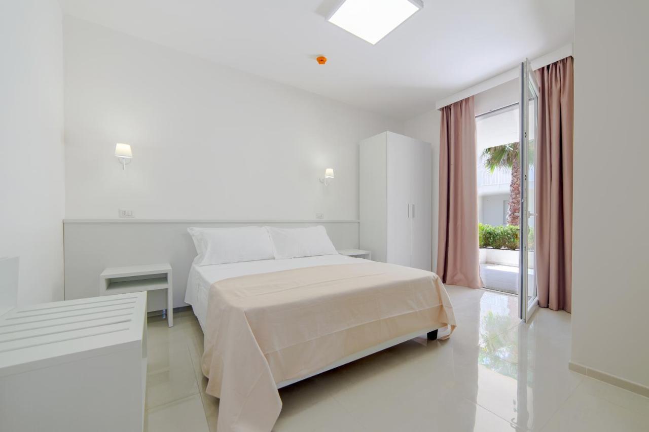 Smart Hotel Ugento Torre San Giovanni Ugento Ngoại thất bức ảnh