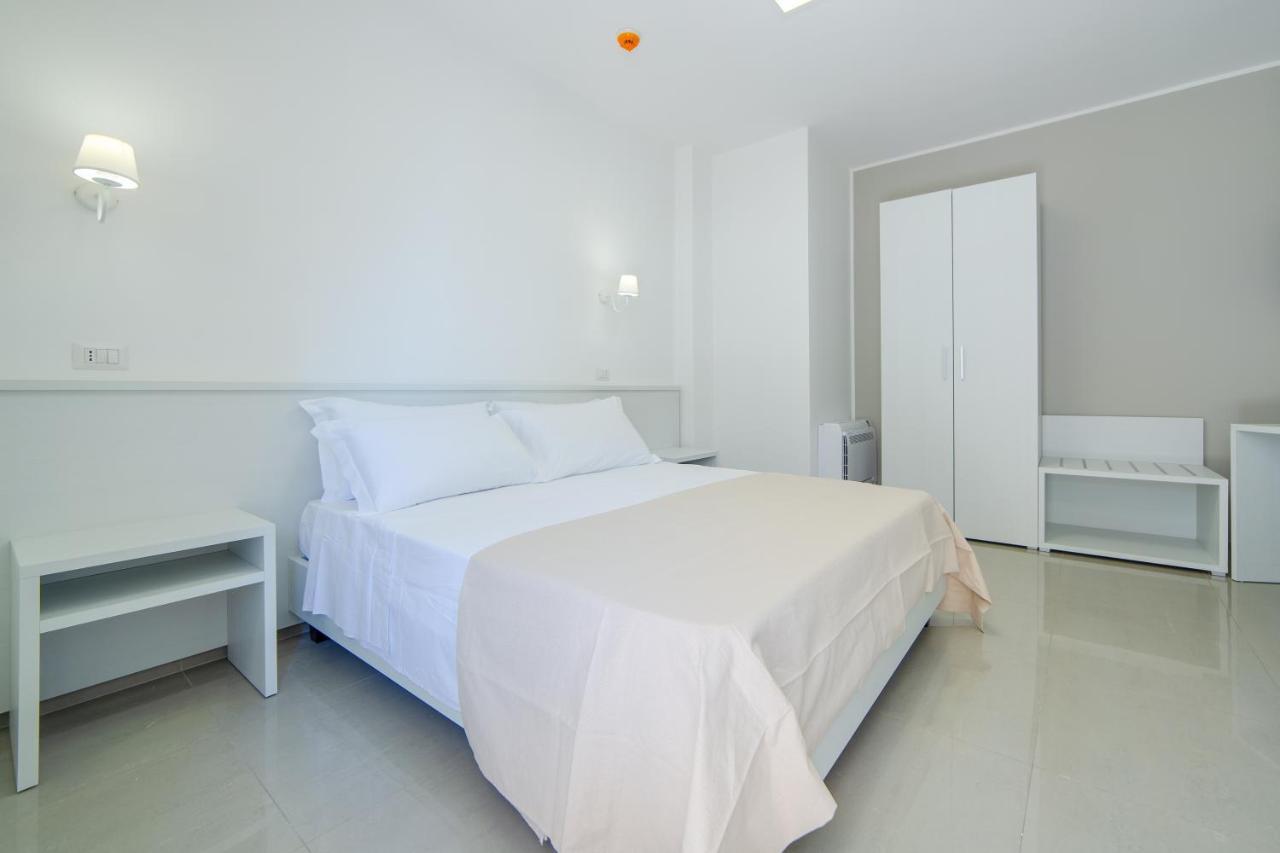 Smart Hotel Ugento Torre San Giovanni Ugento Ngoại thất bức ảnh