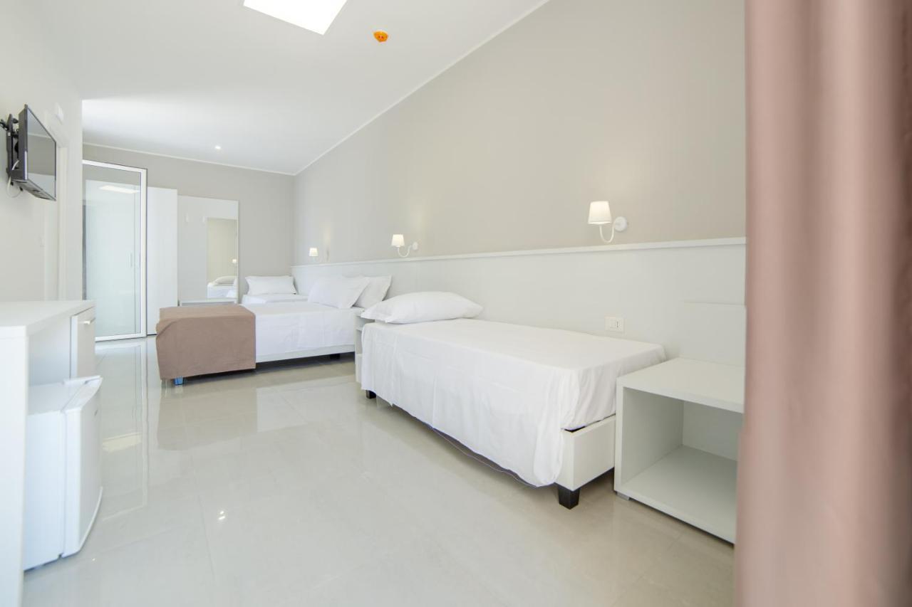 Smart Hotel Ugento Torre San Giovanni Ugento Ngoại thất bức ảnh