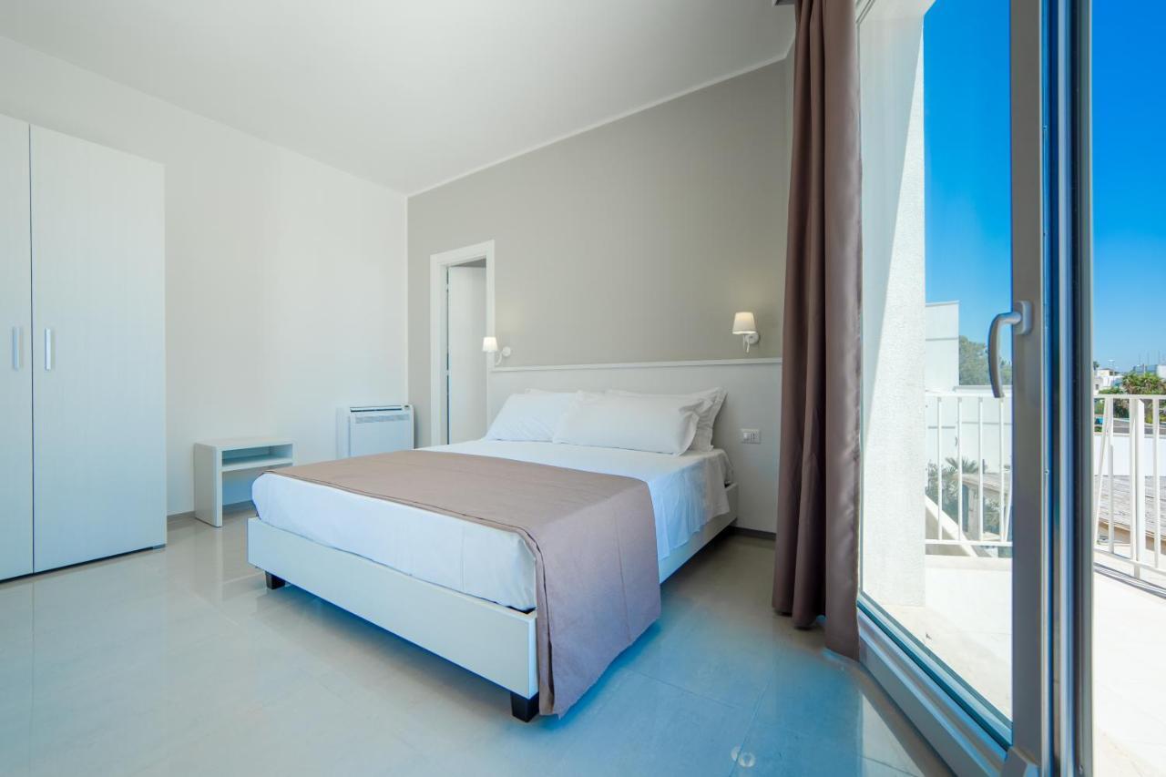 Smart Hotel Ugento Torre San Giovanni Ugento Ngoại thất bức ảnh